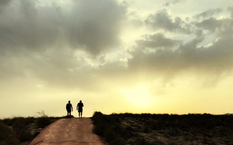 Discipulo no caminho para Emaus e o encontro com Jesus leia o post completo