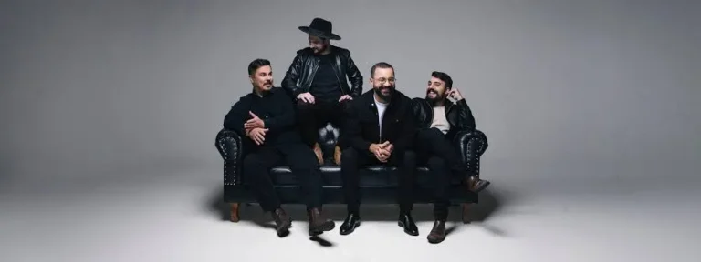 Projeto Sola – banda cristã brasileira com músicas autorais que unem folk, rock e blues, inspiradas na Bíblia.